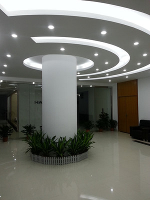 深圳裝修公司家庭裝修要吊頂才顯檔次嗎-深圳美飾家裝飾工程有限公司提供深圳裝修公司家庭裝修要吊頂才顯檔次嗎的相關介紹、產品、服務、圖片、價格辦公室裝修,廠房裝修,店鋪裝修,家庭裝修,二手房翻新